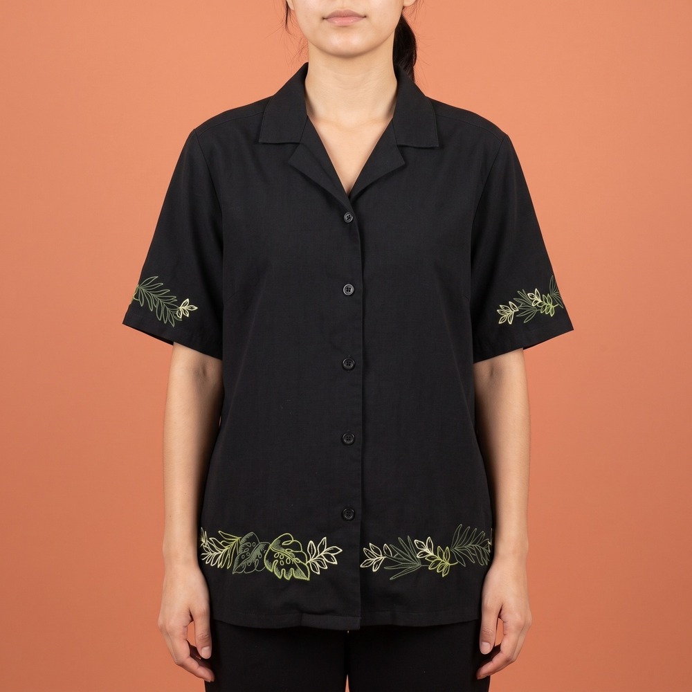BonWorth Short Sleeve Top Womens M Black Tropical Leaf Embroidered